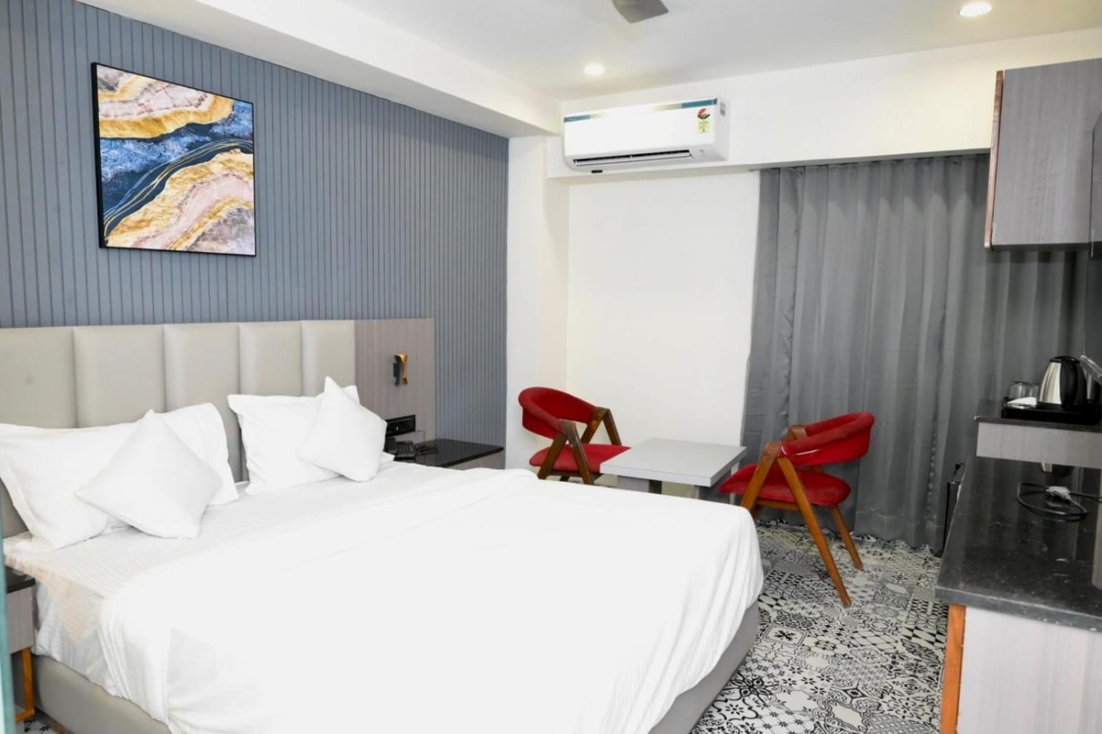 Hotel Dream Ahmedabad Esterno foto